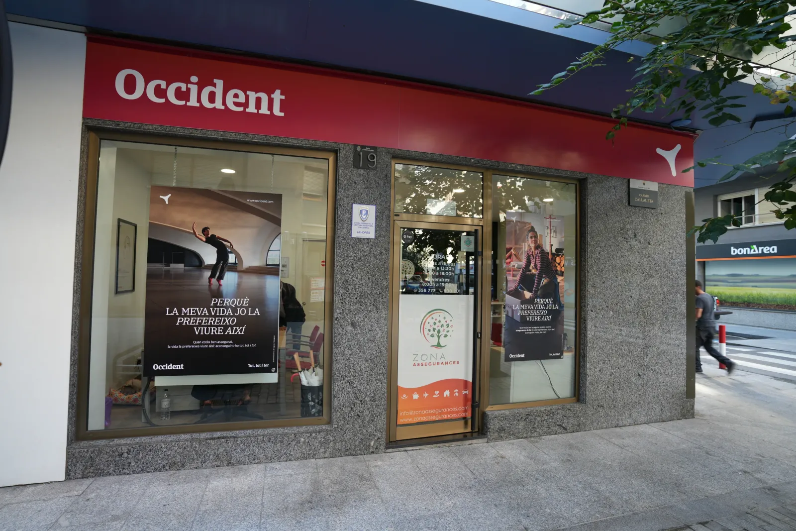 Façana de l'oficina Zona 1, Andorra la Vella